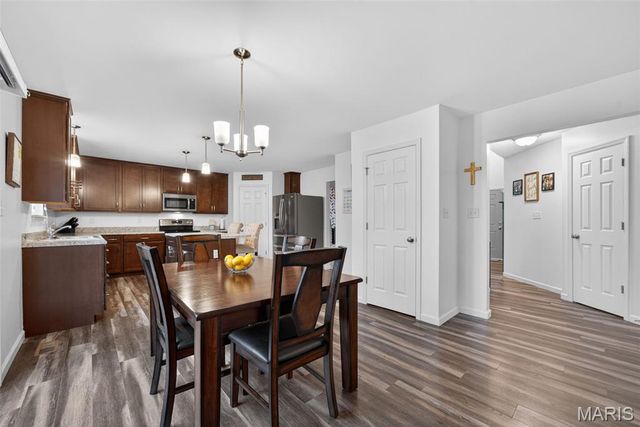 363 Rock Ridge Road, Wentzville, MO 63385