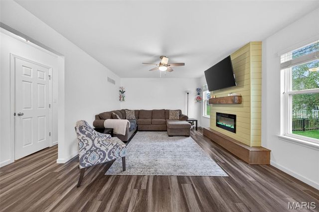 363 Rock Ridge Road, Wentzville, MO 63385