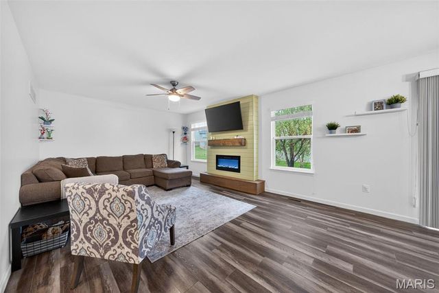 363 Rock Ridge Road, Wentzville, MO 63385
