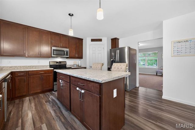 363 Rock Ridge Road, Wentzville, MO 63385