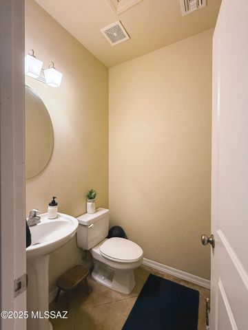 2972 W Michaud Lane, Thatcher, AZ 85552