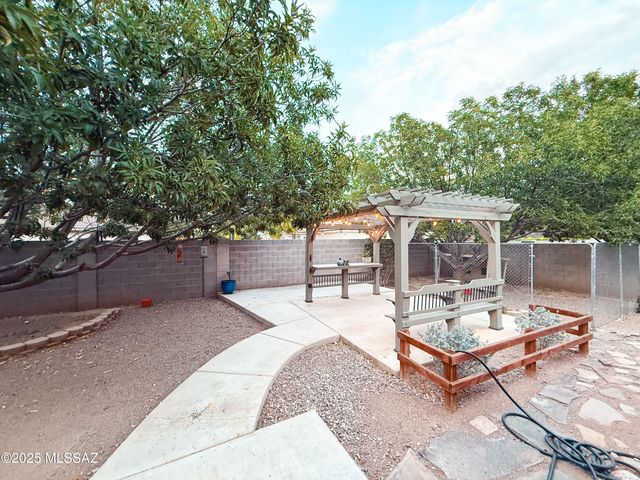 2972 W Michaud Lane, Thatcher, AZ 85552