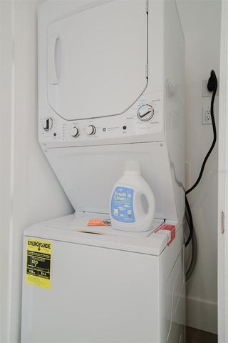 916 HIGHLAND STREET, Sarasota, FL 34234