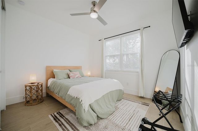 916 HIGHLAND STREET, Sarasota, FL 34234