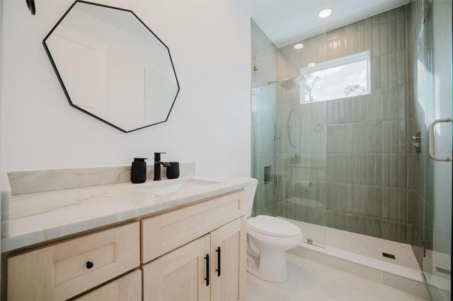 916 HIGHLAND STREET, Sarasota, FL 34234