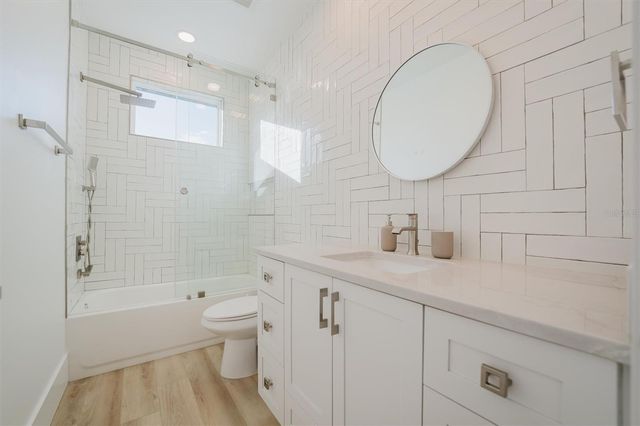 916 HIGHLAND STREET, Sarasota, FL 34234