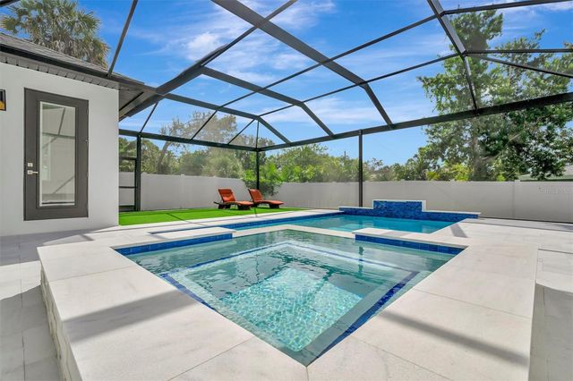 916 HIGHLAND STREET, Sarasota, FL 34234