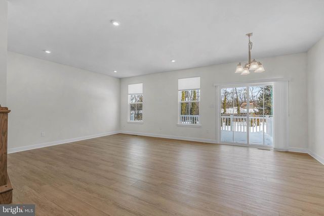 88 ROSEMARY WAY, Mount Laurel, NJ 08054