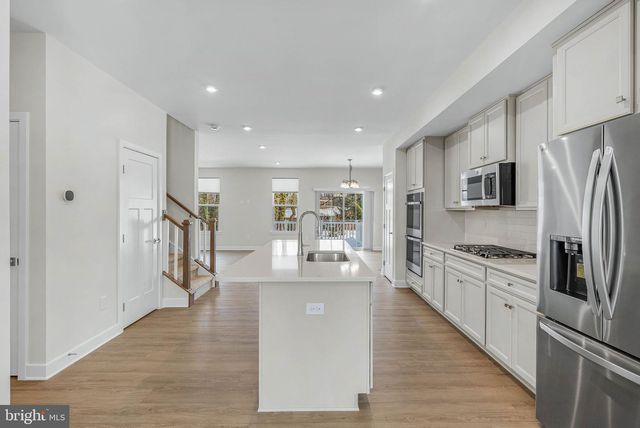 88 ROSEMARY WAY, Mount Laurel, NJ 08054