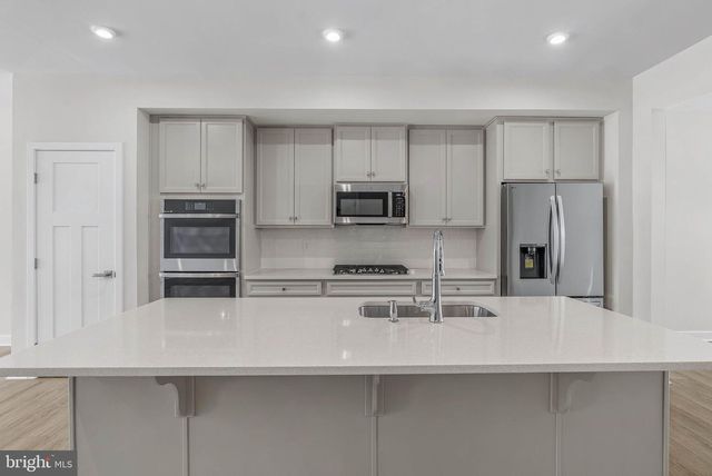 88 ROSEMARY WAY, Mount Laurel, NJ 08054