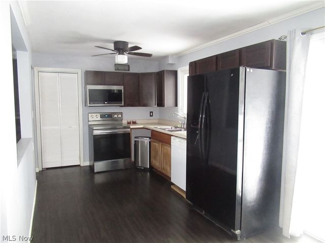 223 Fairview Avenue, Canfield, OH 44406