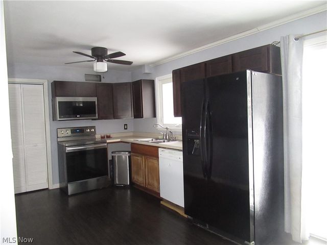 223 Fairview Avenue, Canfield, OH 44406