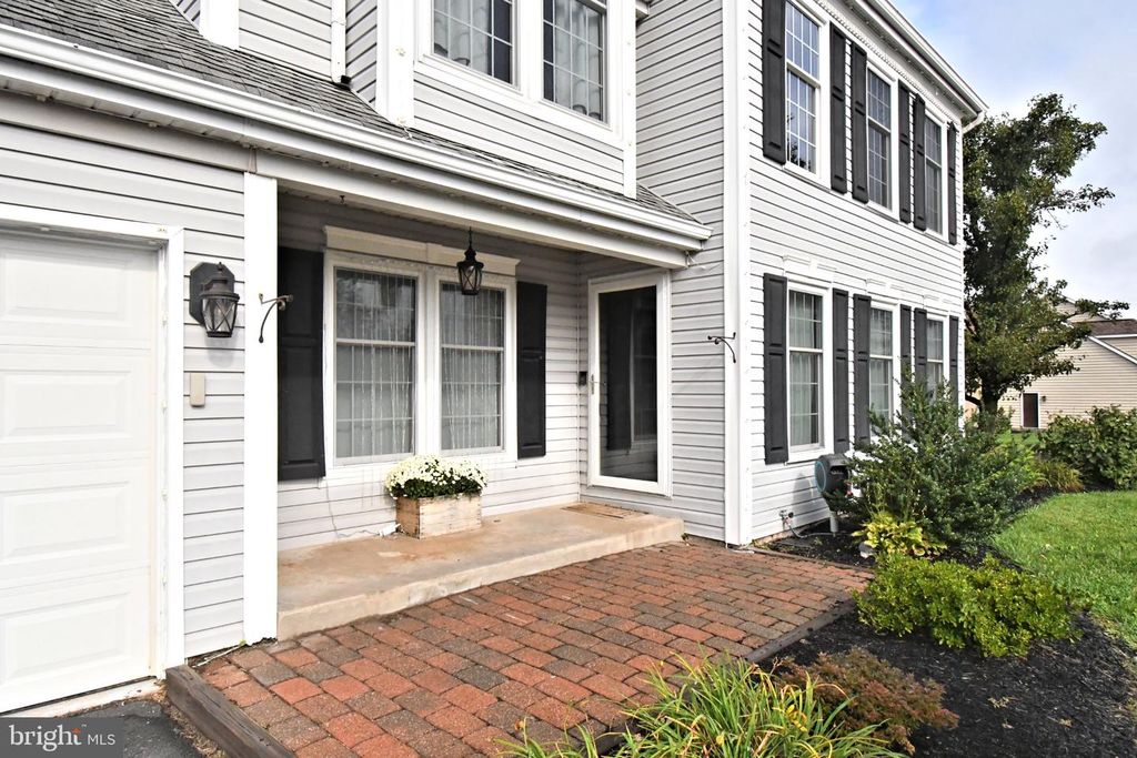 1019 MAYFLOWER DR, Quakertown, PA 18951 — photo 3