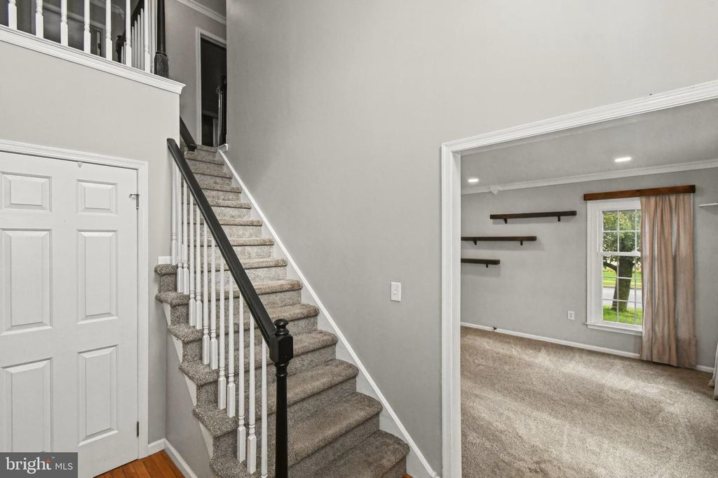 1019 MAYFLOWER DR, Quakertown, PA 18951 — photo 5