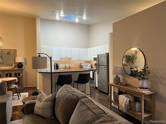 1861 N Arbor Way Drive Norvell To, Canton, MI 48188