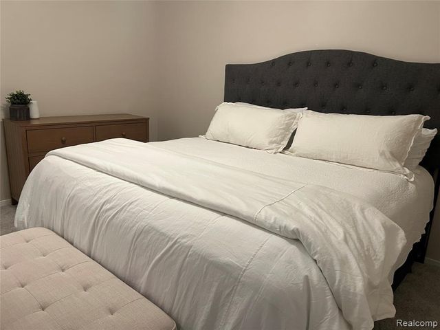 1861 N Arbor Way Drive Norvell To, Canton, MI 48188