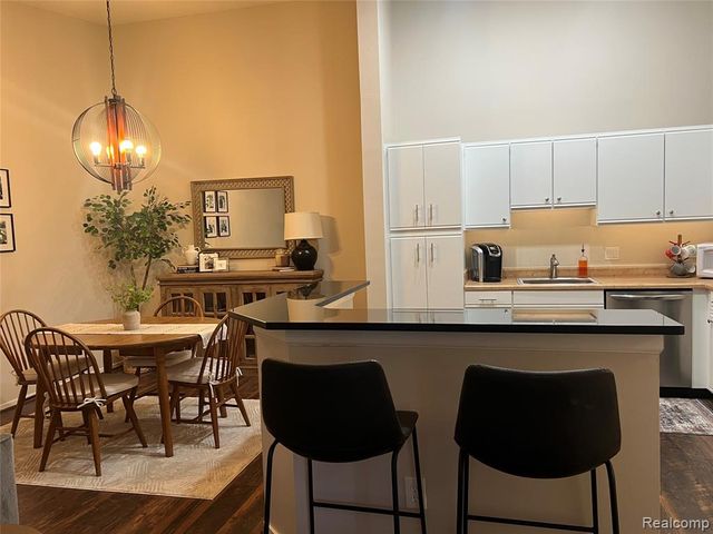 1861 N Arbor Way Drive Norvell To, Canton, MI 48188