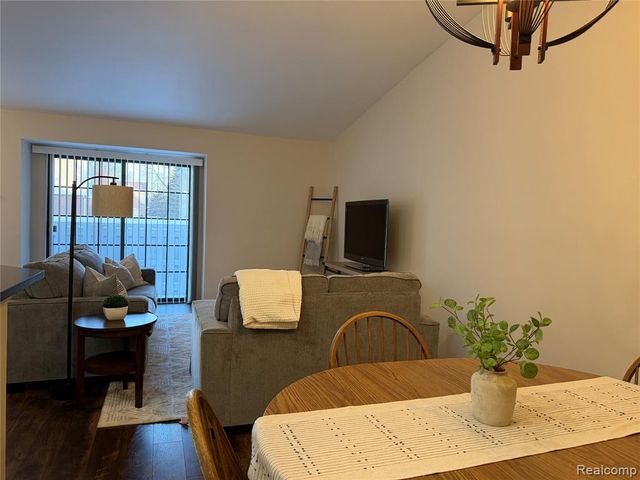 1861 N Arbor Way Drive Norvell To, Canton, MI 48188