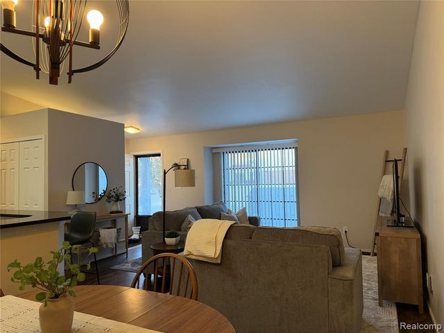 1861 N Arbor Way Drive Norvell To, Canton, MI 48188