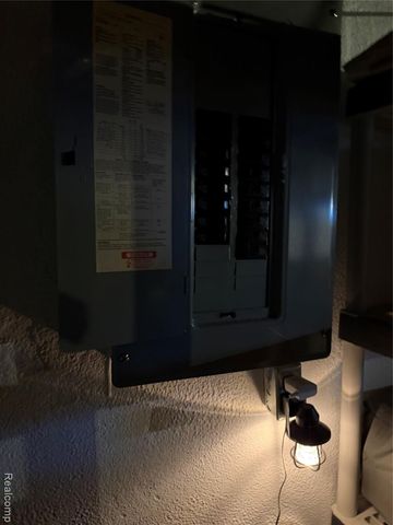 1861 N Arbor Way Drive Norvell To, Canton, MI 48188