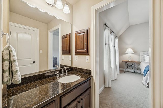 13603 Breakwater Path Loop, Houston, TX 77044