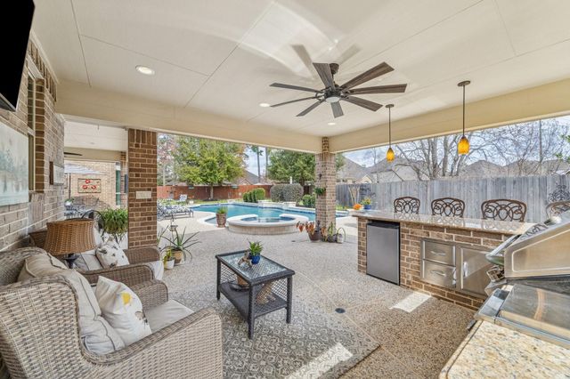 13603 Breakwater Path Loop, Houston, TX 77044