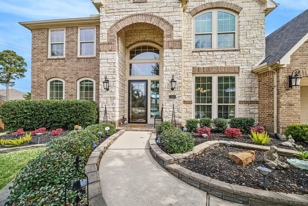 13603 Breakwater Path Loop, Houston, TX 77044