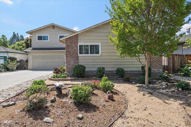 898 Hummingbird Drive, San Jose, CA 95125