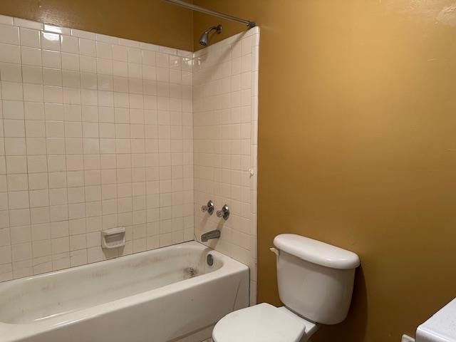 3521 Larkway Street, Tallahassee, FL 32305