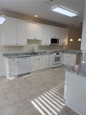 4124 Killam AVE, Norfolk, VA 23508