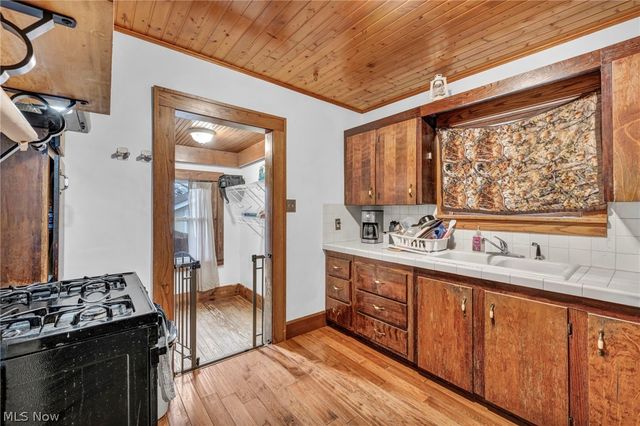 123 W Church Street, Newton Falls, OH 44444