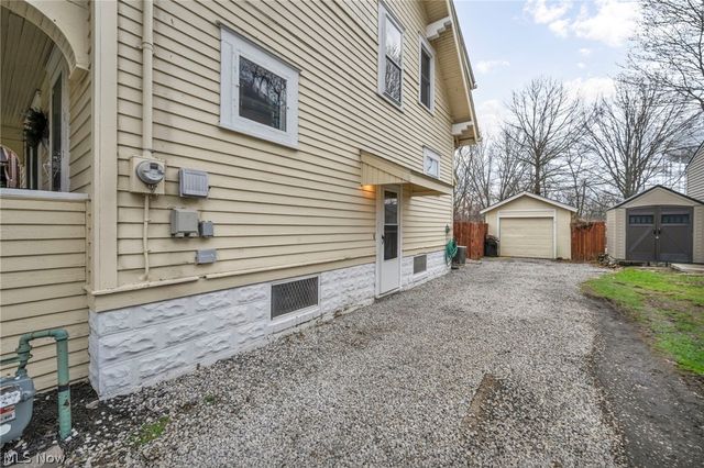 123 W Church Street, Newton Falls, OH 44444