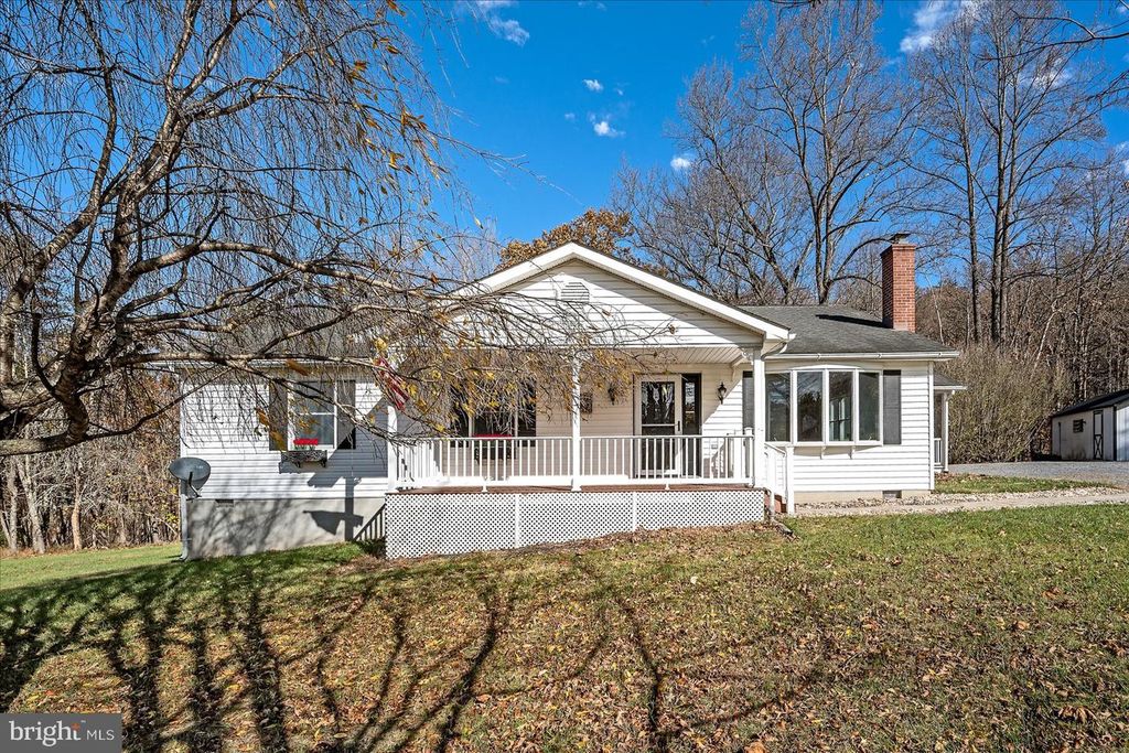 159 MOUNTAIN LAUREL DR, Berkeley Springs, WV 25411