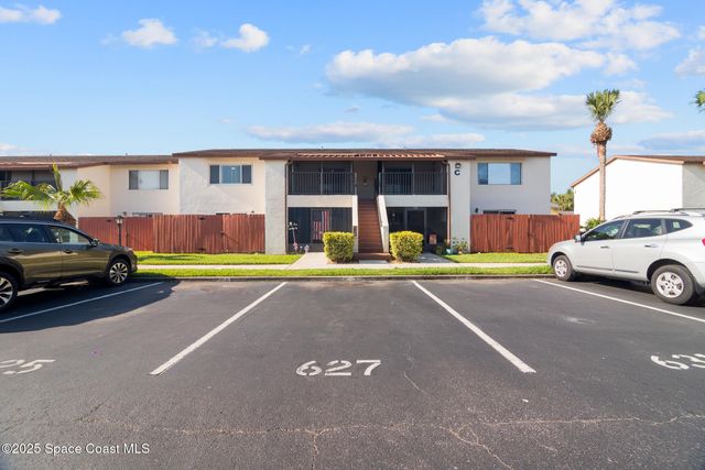 627 Ridge Club Drive 14, Melbourne, FL 32934