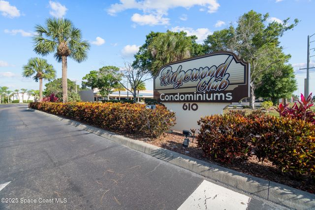 627 Ridge Club Drive 14, Melbourne, FL 32934