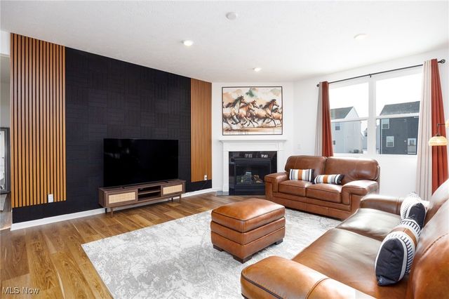 23569 Pine Valley Drive, Columbia Station, OH 44028