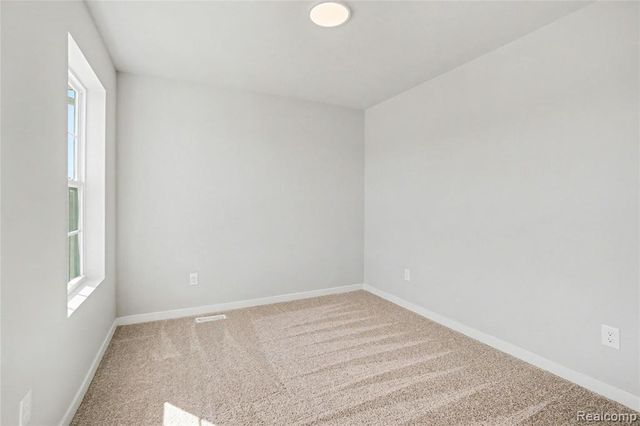 6044 Lahring Road, Linden, MI 48451