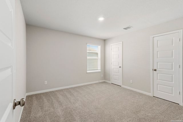 1233 Sweden, Seguin, TX 78155