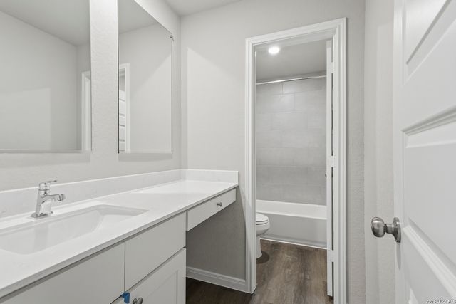 1233 Sweden, Seguin, TX 78155