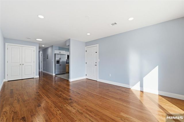 23 Edwin Place, Newark, NJ 07112