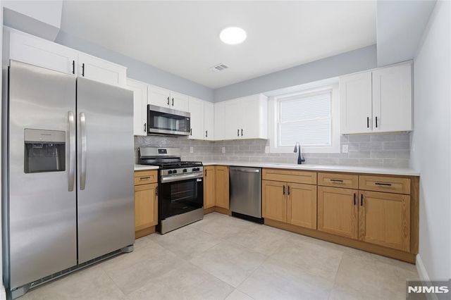 23 Edwin Place, Newark, NJ 07112