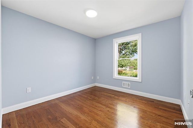 23 Edwin Place, Newark, NJ 07112