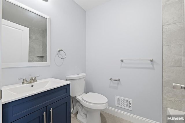23 Edwin Place, Newark, NJ 07112