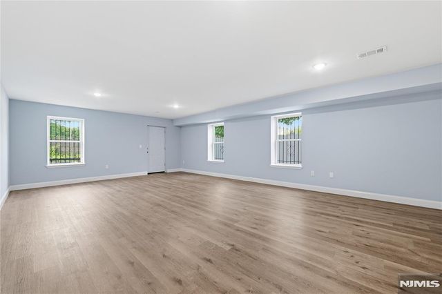 23 Edwin Place, Newark, NJ 07112