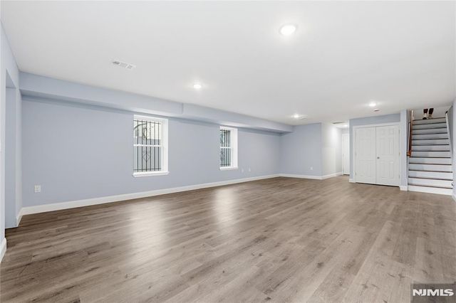 23 Edwin Place, Newark, NJ 07112