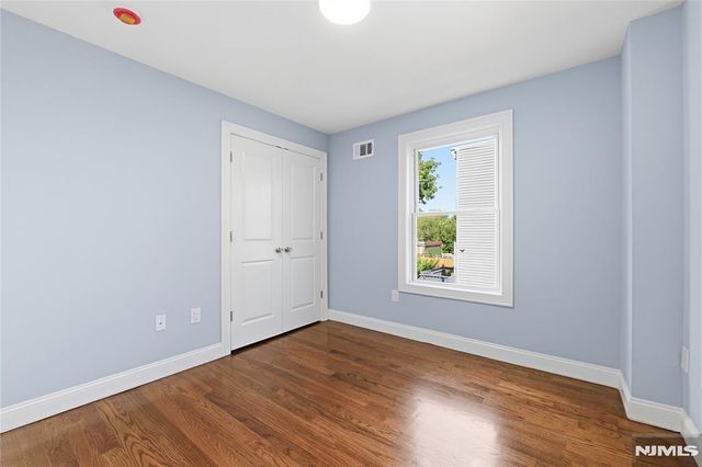 23 Edwin Place, Newark, NJ 07112