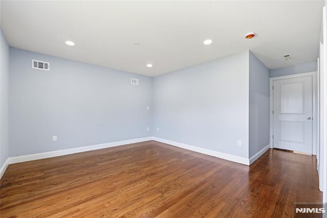23 Edwin Place, Newark, NJ 07112