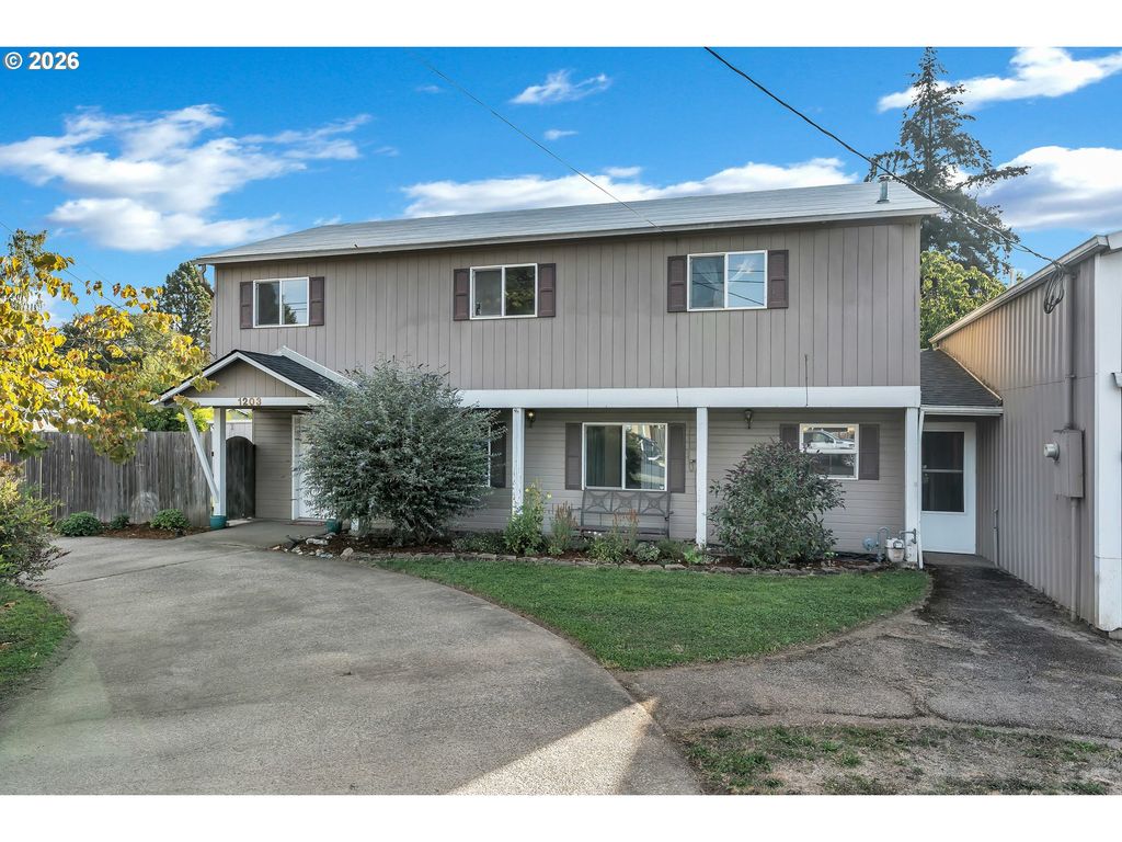 Image 1 of property listing at 1203 OAK St, Amity, OR 97101