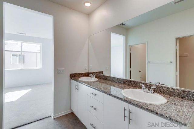 5305 Seacliff Place 1, San Diego, CA 92154