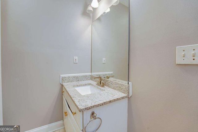 3090 Kings Drive NW, Kennesaw, GA 30144